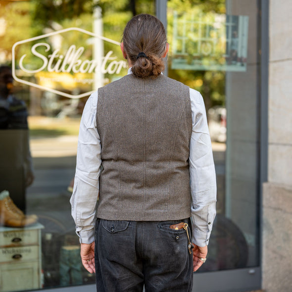 Knud Casual Waistcoat Wool Pin Brown
