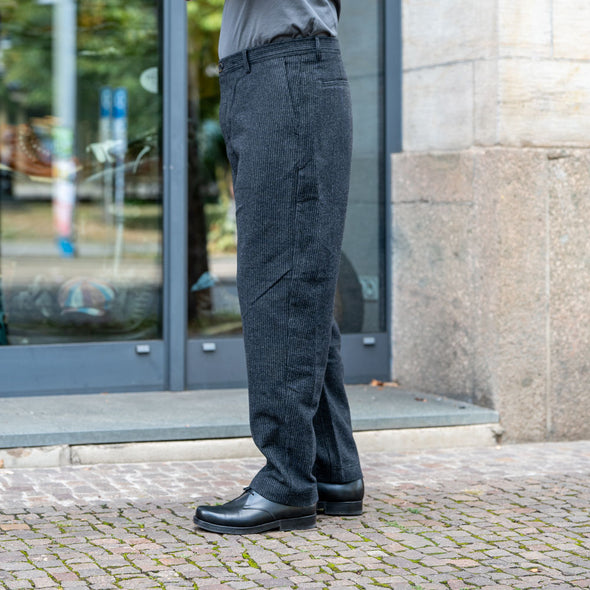 Ken Wide Cut Trousers Black Wool Pin