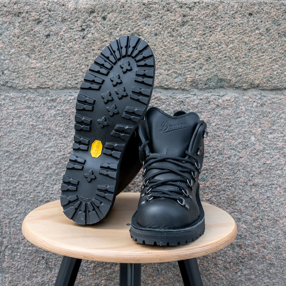 Danner Hiking Boots Light Black Danner Men's Mountain Light Boot